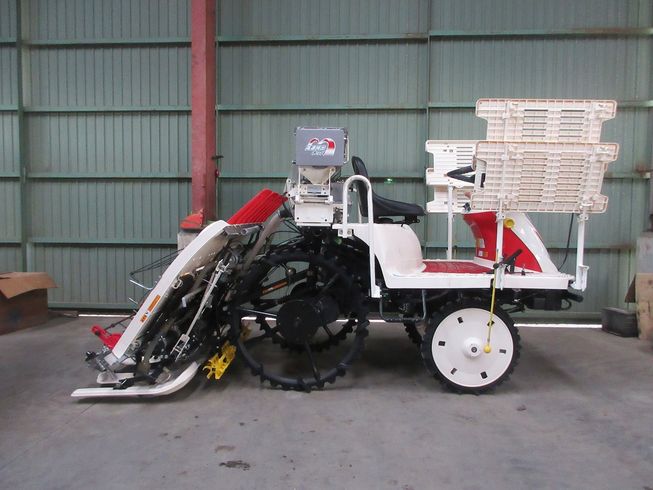 田植機 RJ4 写真４