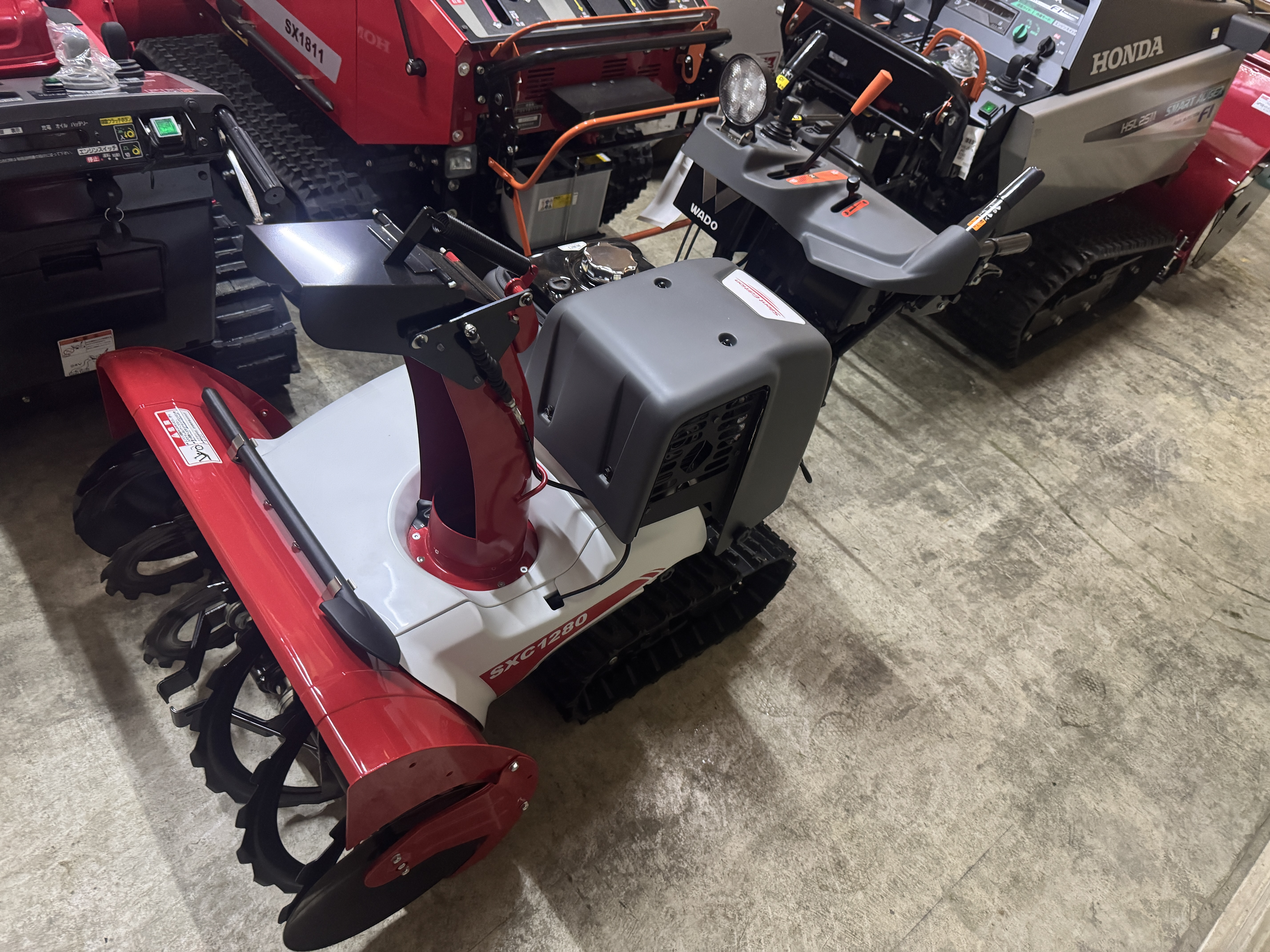 ワドー / 和同産業 除雪機 写真