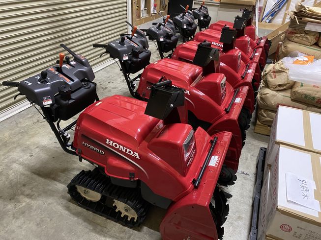 除雪機 HSS1170iJ 写真３