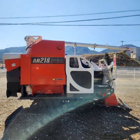 コンバイン AR218 写真５