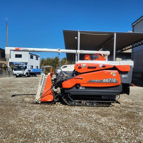 コンバイン AR218 写真４