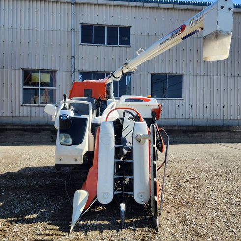 コンバイン AR218 写真３