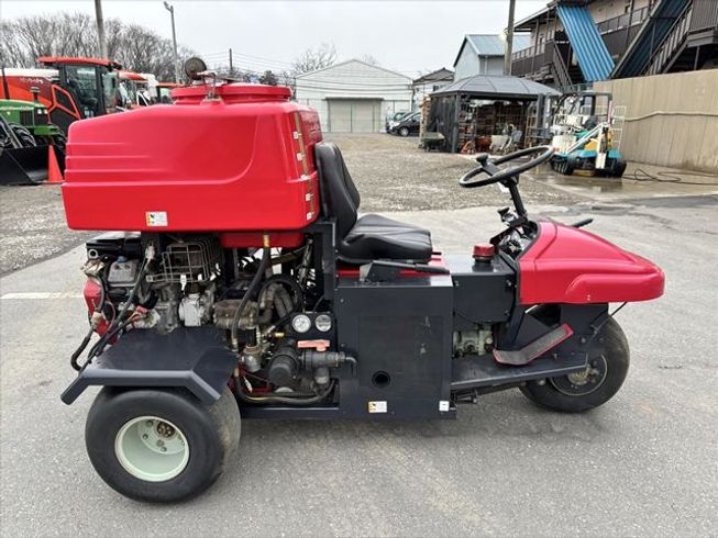 乗用噴霧機 GI64 写真４