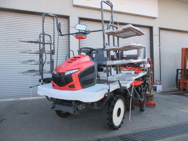 田植機 NW8-F 写真２