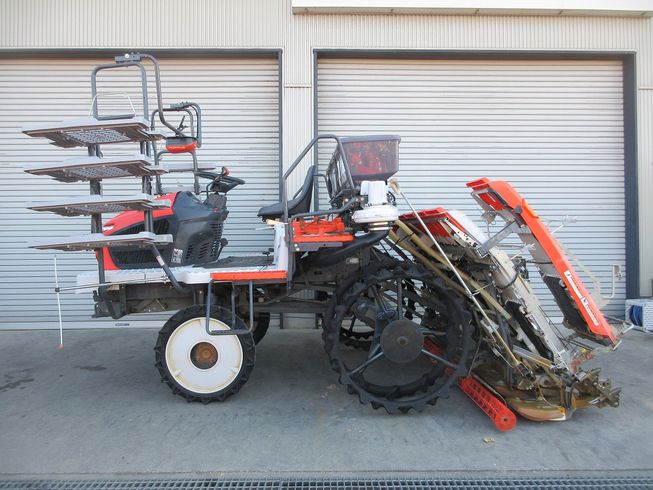 田植機 NW8-F 写真３