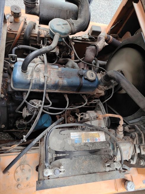 フォークリフト FG25-8 写真７