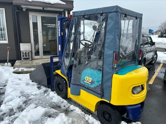 フォークリフト FG09CL-17 写真４