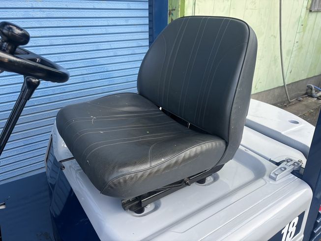 フォークリフト FG18-15 写真９