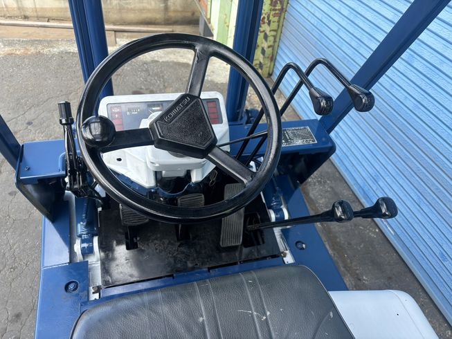 フォークリフト FG18-15 写真８