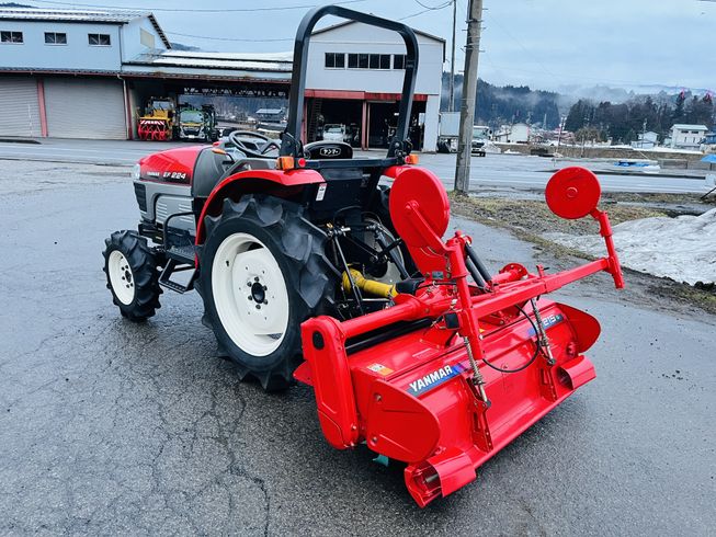 トラクター EF224 写真４