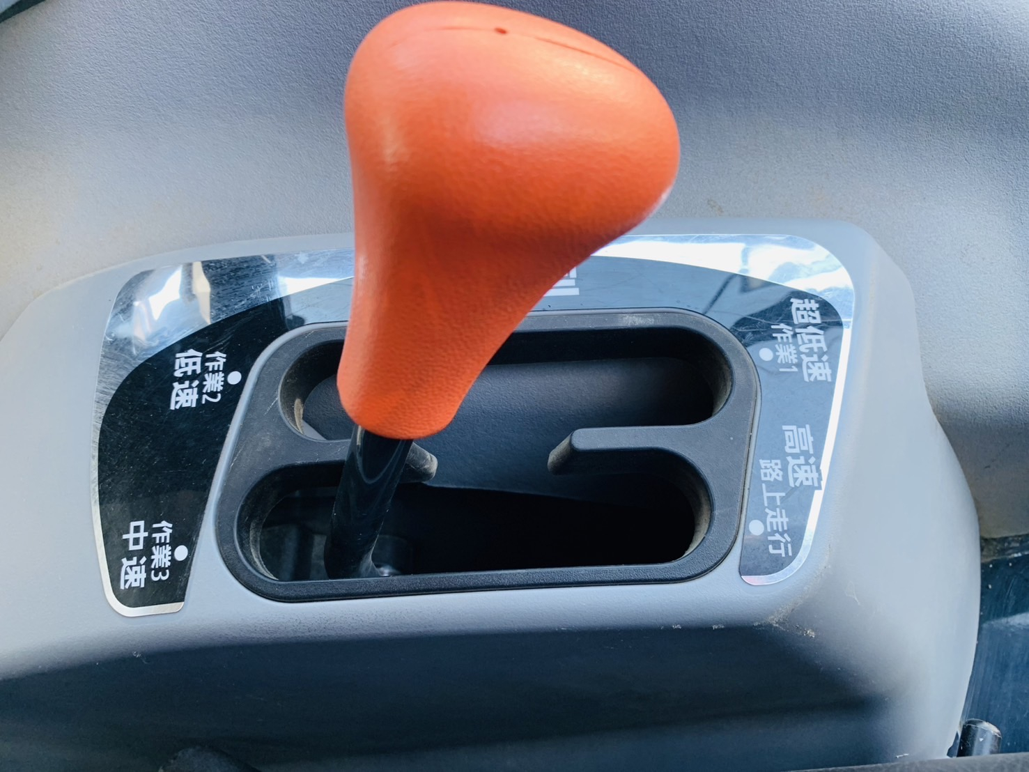 トラクター NTA603 写真３