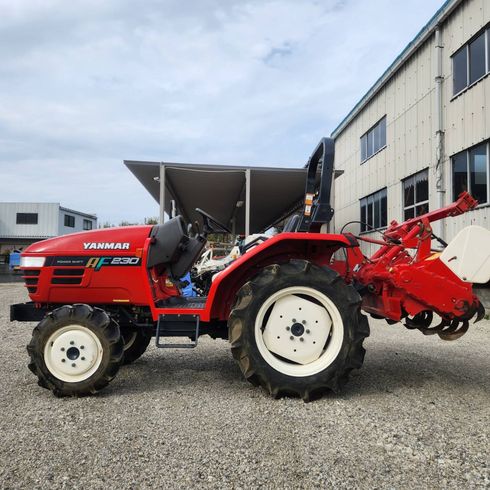 トラクター AF230 写真５