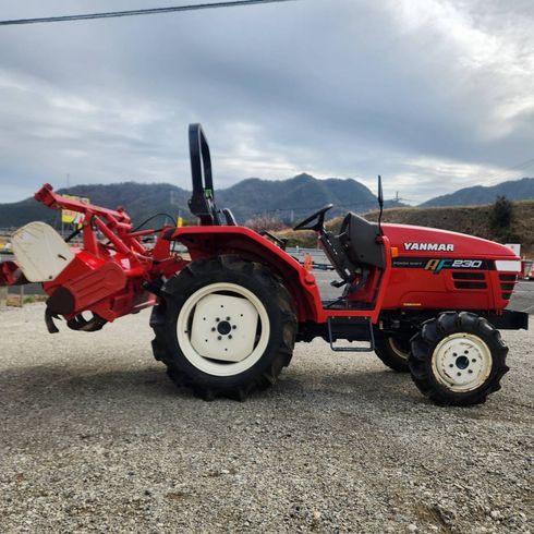 トラクター AF230 写真４