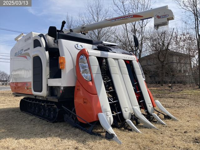 クボタ コンバイン 写真