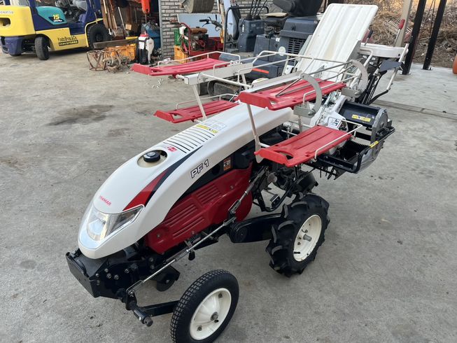 野菜移植機 PF1 写真４