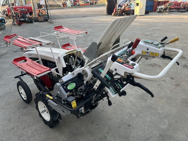 野菜移植機 PF1 写真３