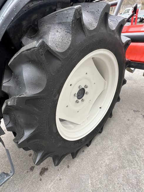 トラクター FT300QMAEJQF7SC  ｱﾜｰ１１２時間！！ 写真６