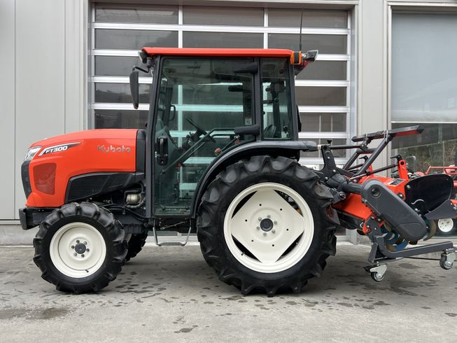 トラクター FT300QMAEJQF7SC  ｱﾜｰ１１２時間！！ 写真２