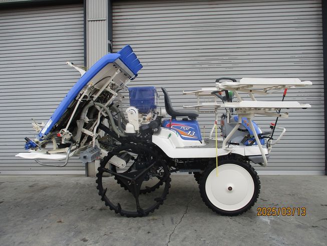 田植機 PQZ43-DULF 写真３