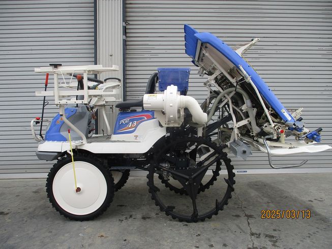 田植機 PQZ43-DULF 写真４