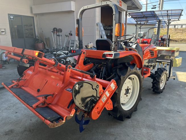 トラクター KT210MA 写真３