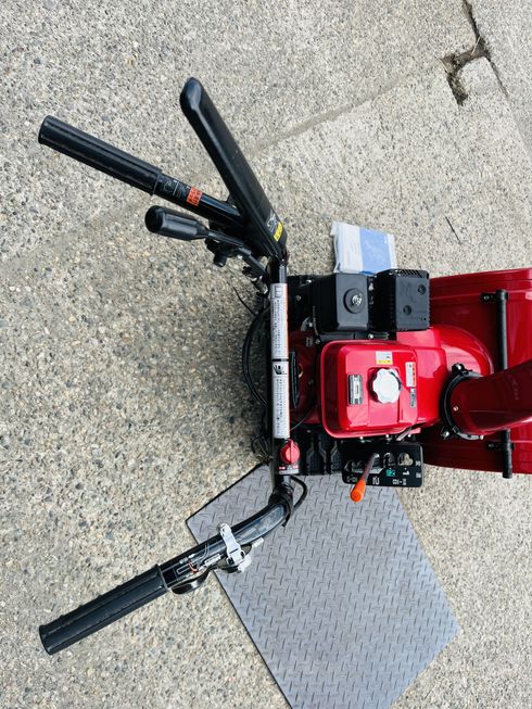 除雪機 HS655 写真７