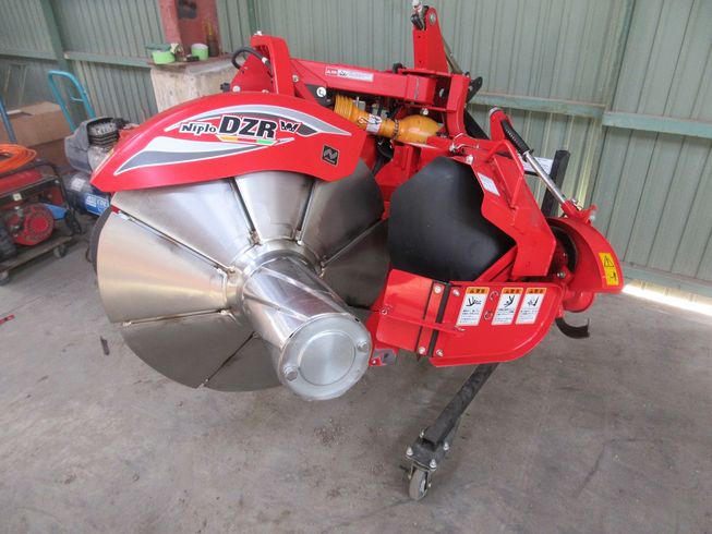 畦塗機 DZR302WNJ 写真３