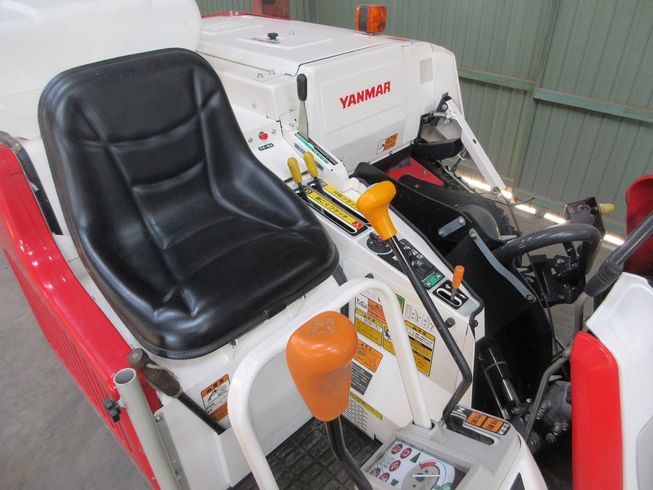 コンバイン Ee211W 写真７