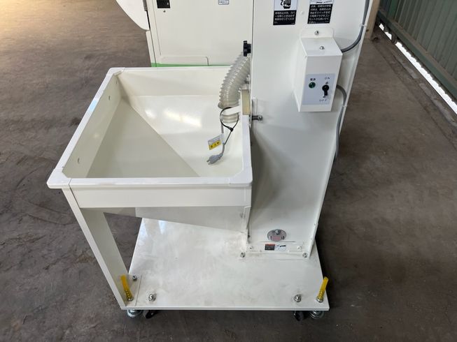 色彩選別機 SCS-7SⅡ 写真３