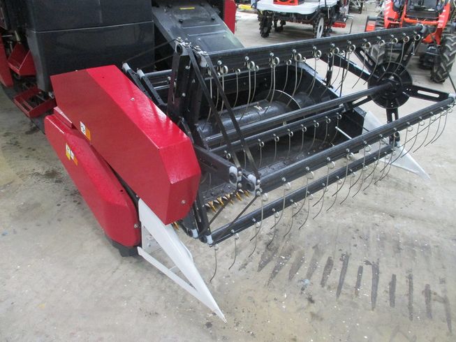 汎用コンバイン YH700M 写真６