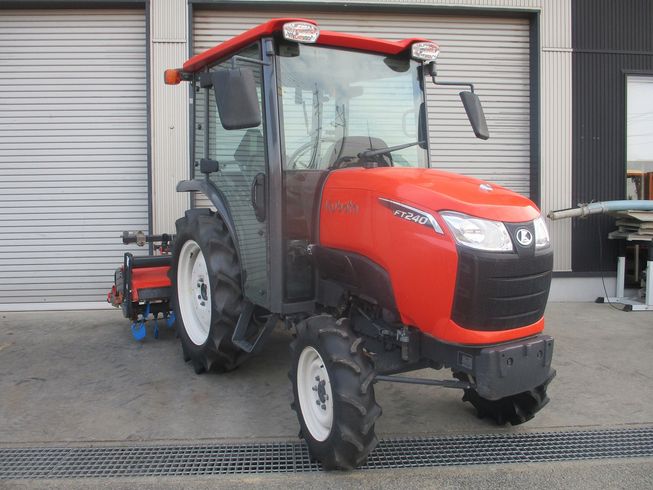 トラクター FT240QBMAJ 写真２