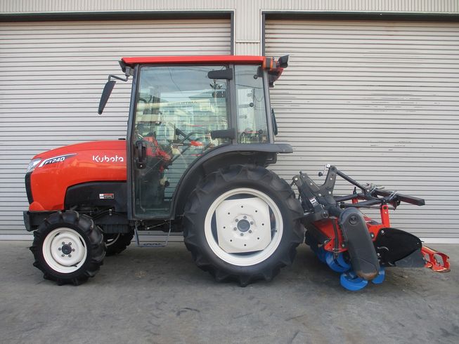 トラクター FT240QBMAJ 写真３