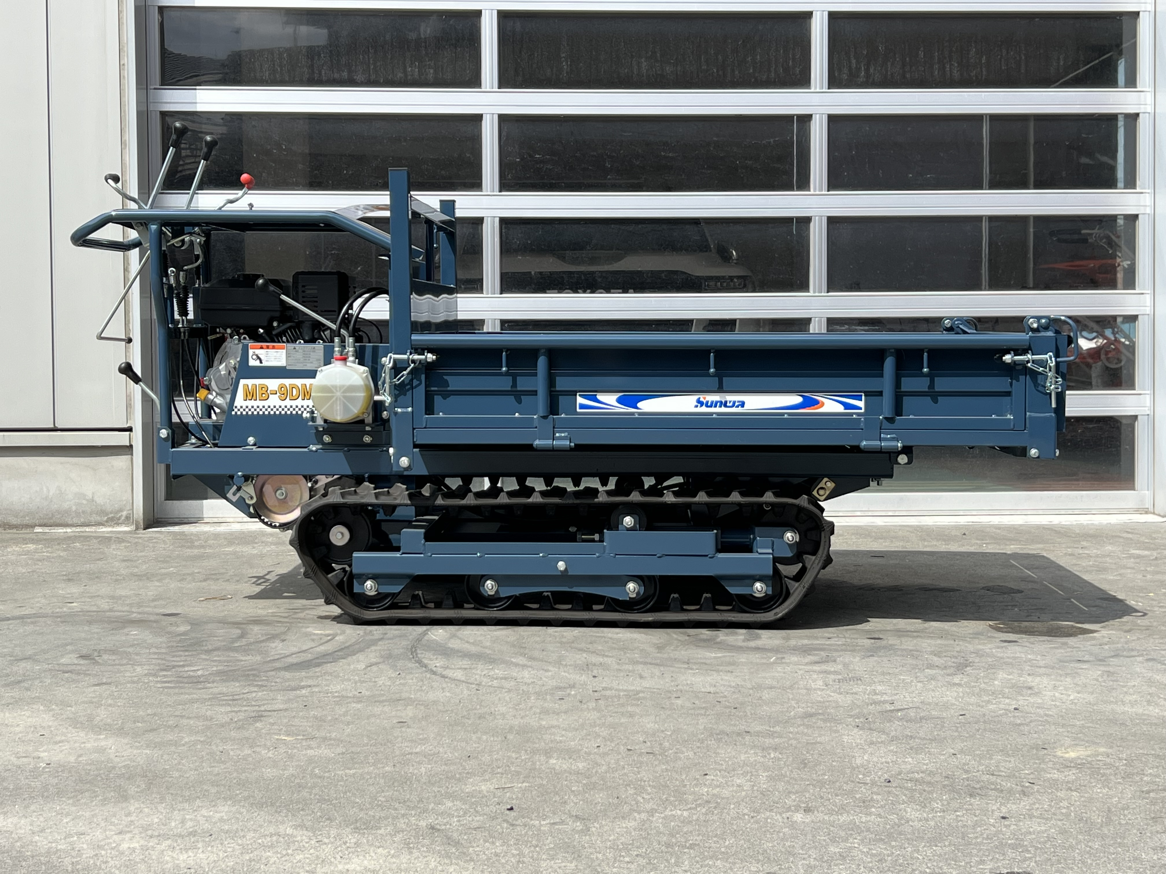 （株）サンワ 運搬機 写真