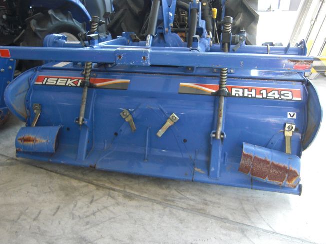 トラクター TH193-QA14VD　　IQターンハンドル切るだけ　簡単作業！ 写真８