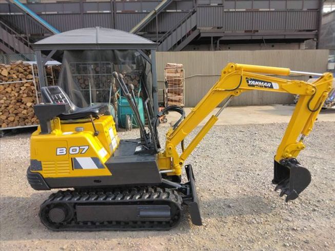 ミニユンボ B07 写真２