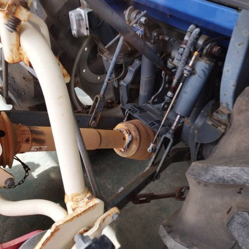 トラクター T2100KL2 写真８