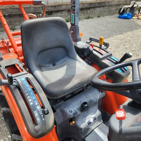 トラクター GB135 写真７