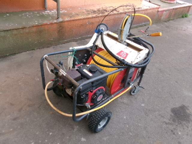 共立 キャリー動噴 写真