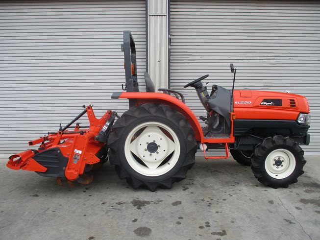 トラクター KL250 写真３