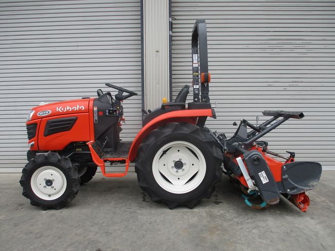 トラクター B17X-BSMAG 写真３