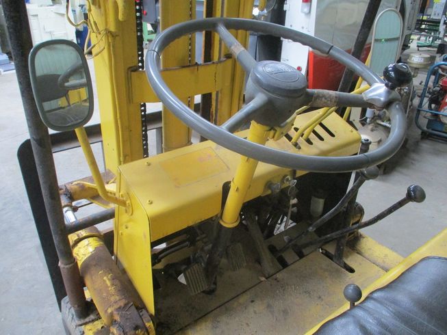 フォークリフト 2FG10 写真７