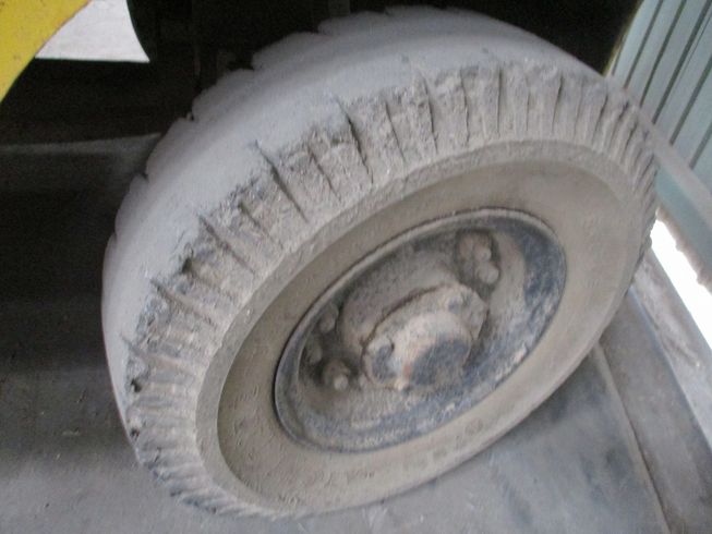 フォークリフト 2FG10 写真10