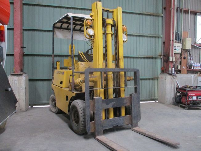 フォークリフト 2FG10 写真２