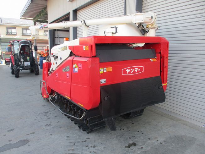 コンバイン GC322 写真４