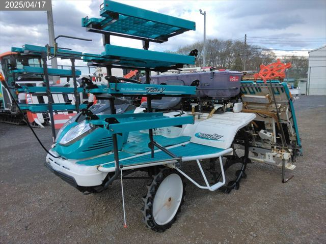 クボタ 田植機 写真