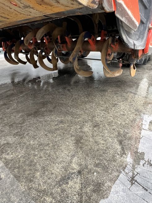 トラクター L270DFQBMARF6大排気量1647CC 写真８