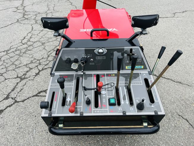 除雪機 スノースロワー913HST II 写真３