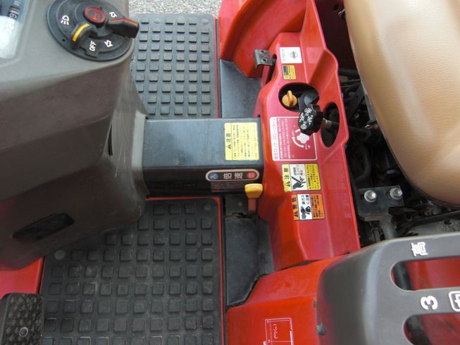 トラクター Ke-14VUS2   小型フル装備！ 写真５