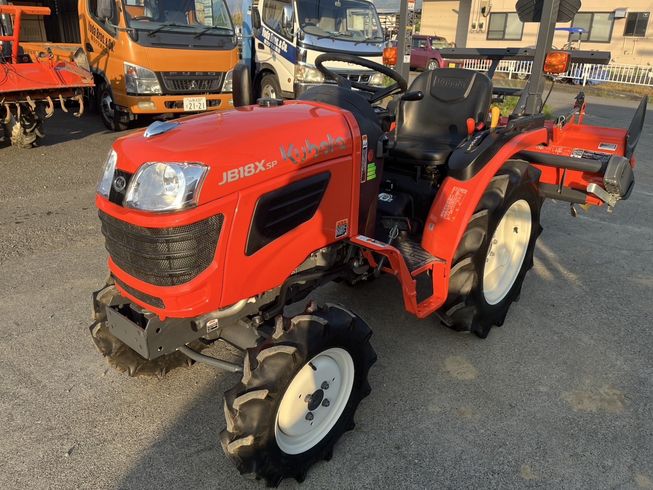 トラクター JB18XSPBSMAG 写真２
