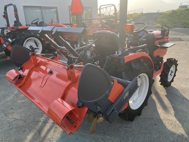 トラクター JB18XSPBSMAG 写真４